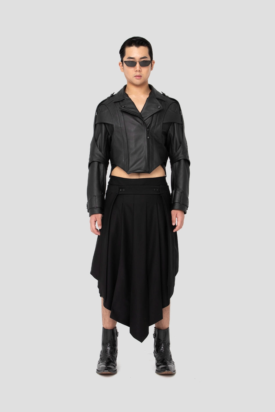 CHAQUETA DE CUERO EN CAPAS