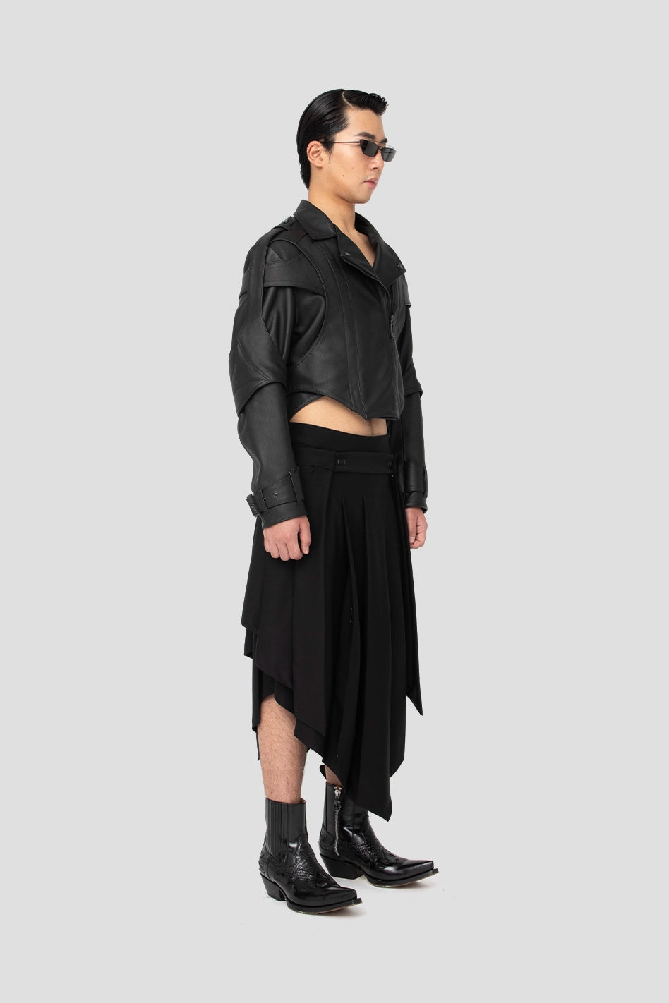 CHAQUETA DE CUERO EN CAPAS
